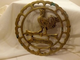 Vintage Brass Rooster/ Chicken Footed Trivet Hot Plate Kitchen Farmhouse MCM - £11.87 GBP