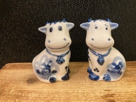 Blue Delft Holland Cows Salt Pepper Shakers Cute Netherlands Collectible 3&quot; - £6.08 GBP