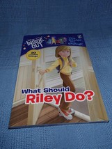 A Stepping Stone Book(TM): What Should Riley Do? by Tracey West 2015, PB NEW - £2.25 GBP
