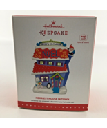 Hallmark Keepsake Christmas Ornament Merriest House In Town Light Sound ... - £93.44 GBP