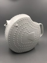 The Cellar Pufferfish Shape Watering Can White WHITEWARE 10.5&quot; holds 96 ... - £21.81 GBP