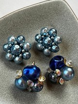 Vintage Lot of Light Blue Flower &amp; Baroque &amp; Iridescent Cluster Bead Clip Earrin - £10.46 GBP