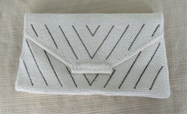 Lovely vintage white and gray seed bead cutch purse - £23.97 GBP