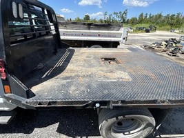 F350SD    2019 Pickup Box 104892230! BED ONLY, NO TAILGATE OR TAIL LIGHTS ! - $2,475.00
