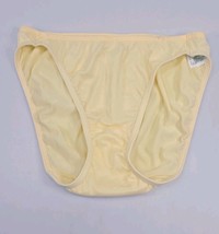 Vintage Vassarette Body Curves High Bikini Panty Microfiber Silky Size 5... - $30.88