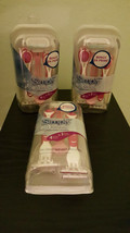 12 Ct Gillette Simply Venus + 3 Ct. Venus Sensitive Women&#39;s Disposable Razors - $22.99