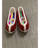Korean Folk Art Shoe Magnet Micro Size - $183.35 MXN