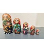 Vintage Russian Matryoshka 5pc Nesting Dolls Hand Painted Fairy Tale Wolf - €65,07 EUR