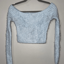 Chic Off-the-Shoulder Light Blue Sweater - $182.37 MXN
