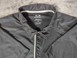 Oakley Polo Shirt Mens Medium Black Solid Short Sleeve Golf Regular Fit - $15.62