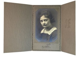 Antique Photo on Board Folder Lovely Young Lady ID&#39;d Agatha 1917 Minneapolis MN - £13.45 GBP