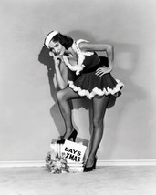 Julie Adams 8x10 Photo sexy pose in Santa outfit - £6.24 GBP
