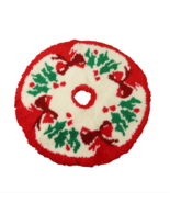 Vintage 60s Completed Latch Hook Yarn 33&quot; Christmas Tree Skirt Cover Hol... - $1,088.72 MXN