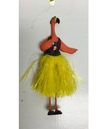 Department 56 pink flamingo ornament resin 56-34753 6” hula grass skirt - $451.57 MXN