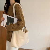 Winter Soft Lamb Faux Ladies Shoulder Bag for Women Solid Color Fluffy Plush Cro - £24.24 GBP