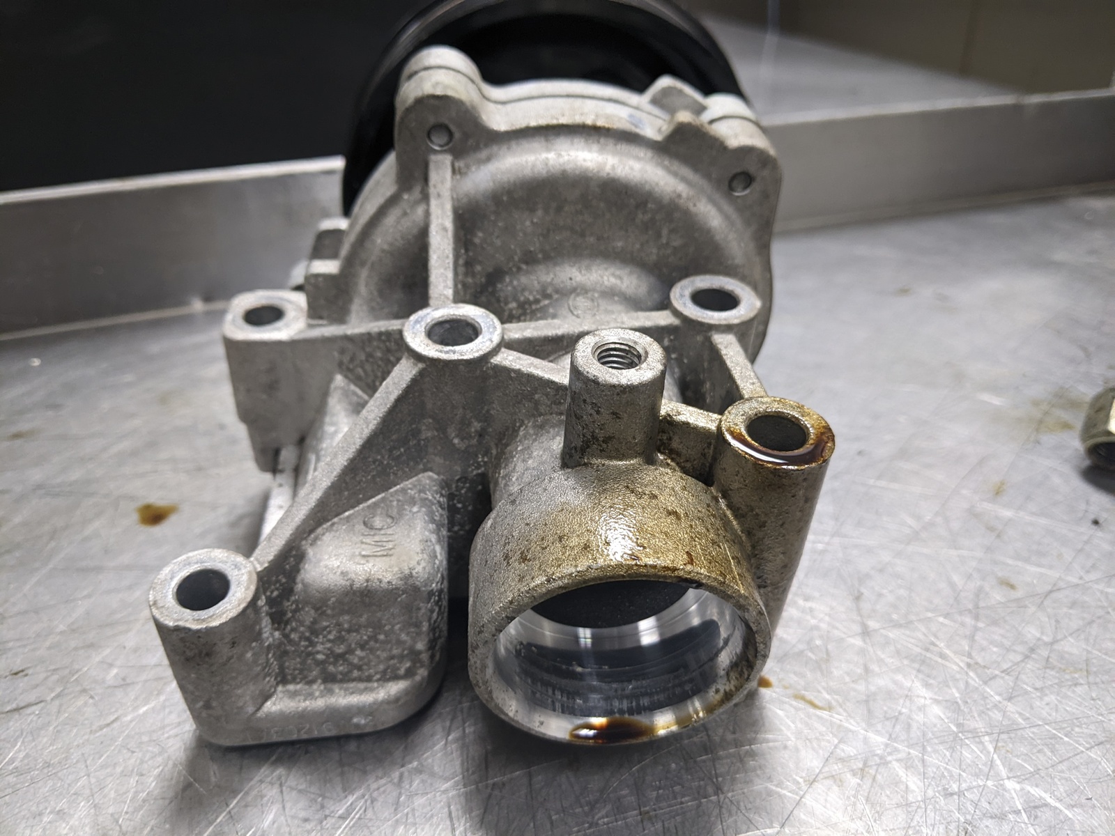 Water Coolant Pump For 13-16 Hyundai Santa Fe Sport  2.4 251002G500 Item image 4