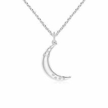 ANGARA Diamond Crescent Moon Pendant Necklace in 14K Gold (Grade-GVS2, 0.04 Ctw) - £548.68 GBP