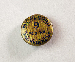 Vintage 1924 &quot;My record 9 months faithfulness&quot; metal pin/lapel pin - £7.58 GBP