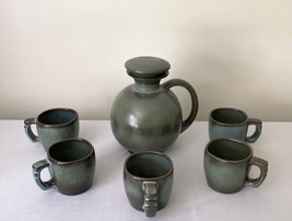 Frankoma Pottery Vintage Carafe with Lid and 5 Mugs/Cups Prairie Green VGC - £38.49 GBP