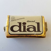 Vintage 80s Dial Almond USA Made Bar Soap Single Slightly Damaged Packaging - £9.12 GBP