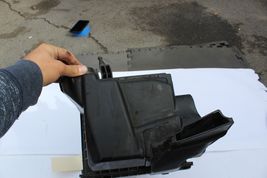 2006-2008 INFINITI M45 AIR INTAKE CLEANER BOX X2559 image 9