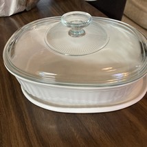 Vintage French White By Corning Oval Covered Casserole 9 5/8&quot; / 1 .5 Qt - £17.47 GBP