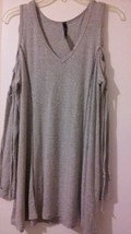 ÑU LABEL Gray Open Shoulder criss cross L/sleeve stretchy light weight Top     M - $12.00