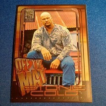 Stone Cold Steve Austin 2002 WWE Wrestling Trading Card Fleer "Off The Mat" #57 - £3.18 GBP