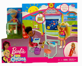 Barbie Club Chelsea Doll And School Playset 6 Inch Blonde Doll With Accessories  - £20.23 GBP