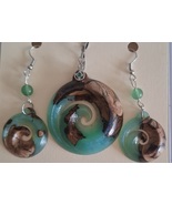 wood pendant and earing set - £46.75 GBP