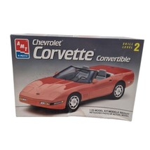  AMT ERTL 1:25 &#39;93 Chevrolet Corvette Convertible Model Kit 8607 Vintage 1993  - £12.02 GBP