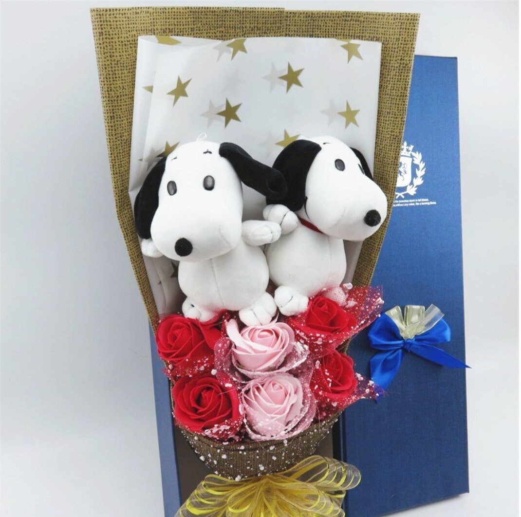 Inspired by The Peanuts Snoopy stuffed cartoon bouquet - Fresh Cut ...