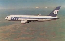 LOT POLISH AIRLINES BOEING 767-200 ER AIRLINE ISSUED POSTCARD - £5.86 GBP