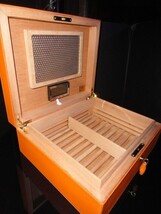 Brizard Airflow Humidor in Racing Orange Leather with cutter and lighter NIB image 15