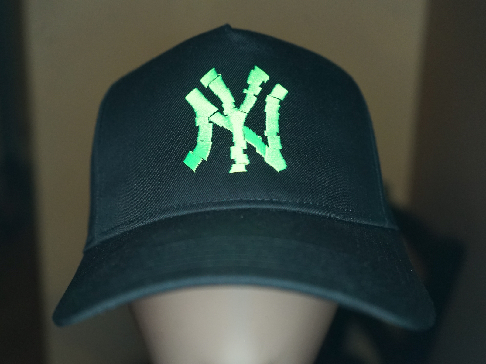 New York Yankees NY Buffering, Matrix Embroidered Snapback Hat - $39.99