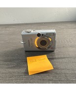 Canon Powershot S400 Silver Elph Digital Camera 4.0MP BAD SCREEN - $29.65 CAD