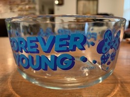 Clear Pyrex  Disney Minnie Mouse Forever Young 4 Cup Storage Container 6” - $149.07 MXN
