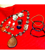 Stunning Lot of Vintage Jewelry - £30.23 GBP