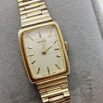 Vintage Seiko Manual Wind 17J Womens Watch 11-4800 WORKS GOOD - £36.95 GBP