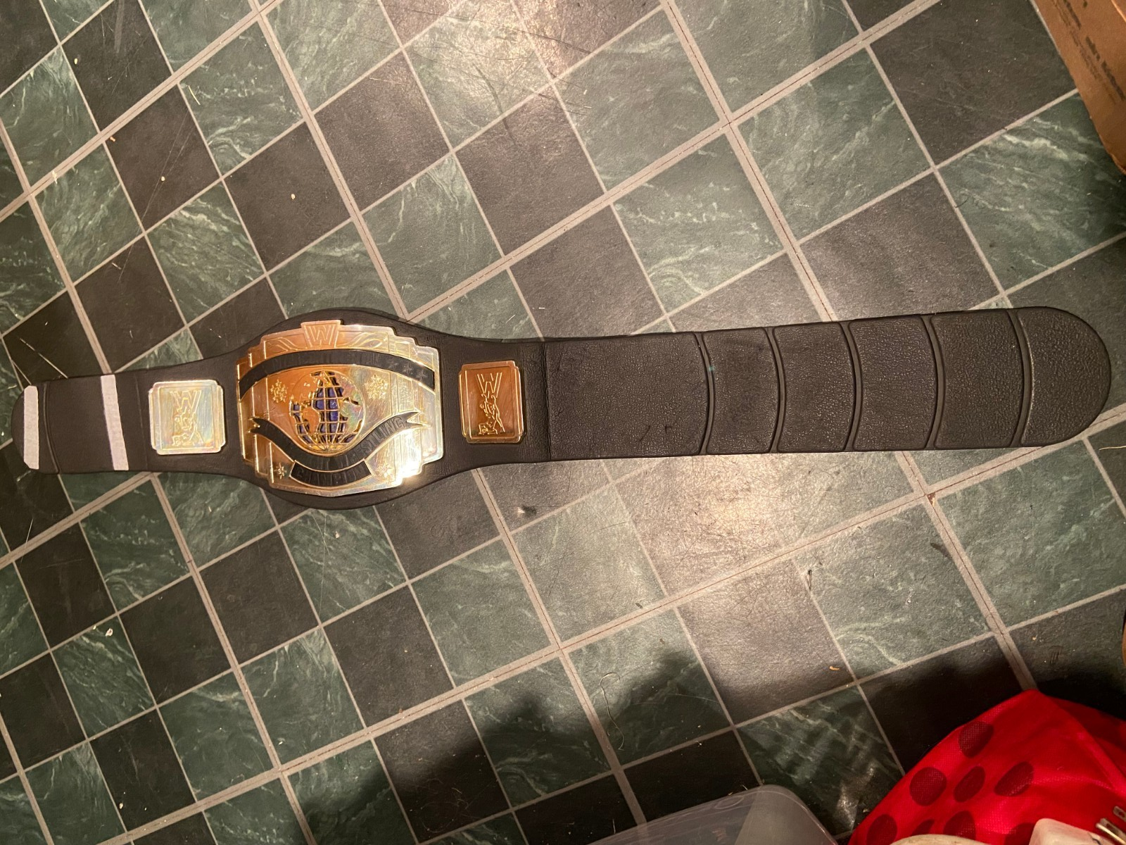 2004 Jakks Pacific WWE Intercontinental Child&#39;s Plastic/Foam Belt Pre-Ow... - $14.99