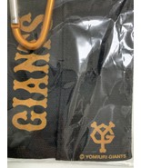 Yomiuri-Giants tissue Case card case black japan - $418.15 MXN