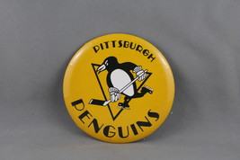 Pittsburgh Penguins Pin (VTG) - Original Logo - Celluloid Pin - £14.86 GBP