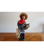 Vtg 1997 Byers Choice The Carolers Man Gardener Tools Basket Poinsettia ... - $467.16 MXN