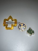 Vtg Girl Scout Lucite Barrette, Charm and Lapel Pin 1950&#39;s-60&#39;s - £15.63 GBP