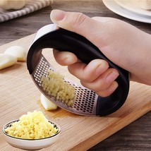 Stainless Steel Garlic Masher Garlic Press Household Manual Curve Fruit Vegetabl - £9.98 GBP+