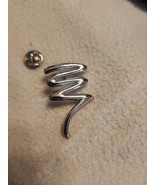 Zig Zag Scribble Lapel Hat Pin Scarf Clip 1.5” Silver Tone Squiggle Doodle - $228.47 MXN
