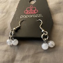 Paparazzi Pierced Dangle Earrings 2 White Beads New NWT - $3.21