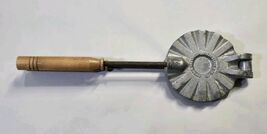 Vitantonio Mfg. Co. Pizzelle Maker No. 2  Cleveland Ohio Vintage  - $64.52