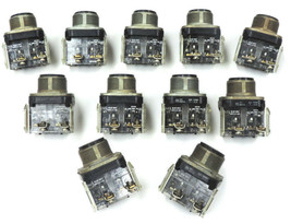 Lot Of 11 Allen Bradley 800T-A Pushbuttons Ser. T W/ 800T-XD1 Contacts Ser. C - £79.68 GBP