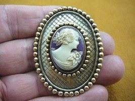 (cred-39) Woman with flower in hair PURPLE oval lady CAMEO brass Pin Pendant - £23.42 GBP
